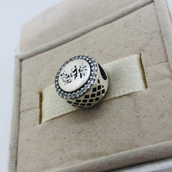 🧜🏾‍♀️🎀Pandora New Orleans Exclusive Dangle Charm Pendant S925 - Picture 4 of 4